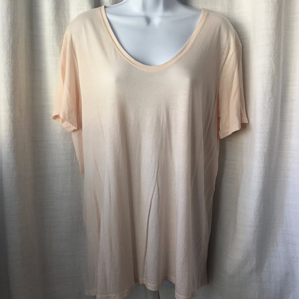 NWOT- Theory Piniata Scoop Neck Tee - Rose